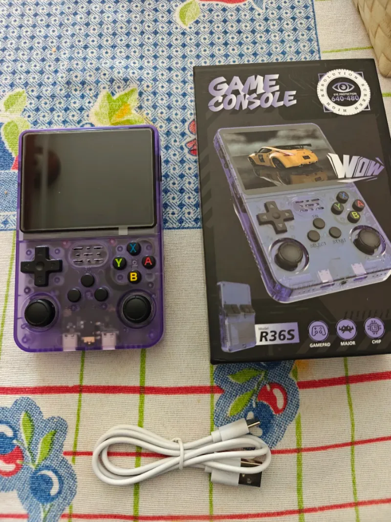 Consola portátil retro R36S afbeelding 3