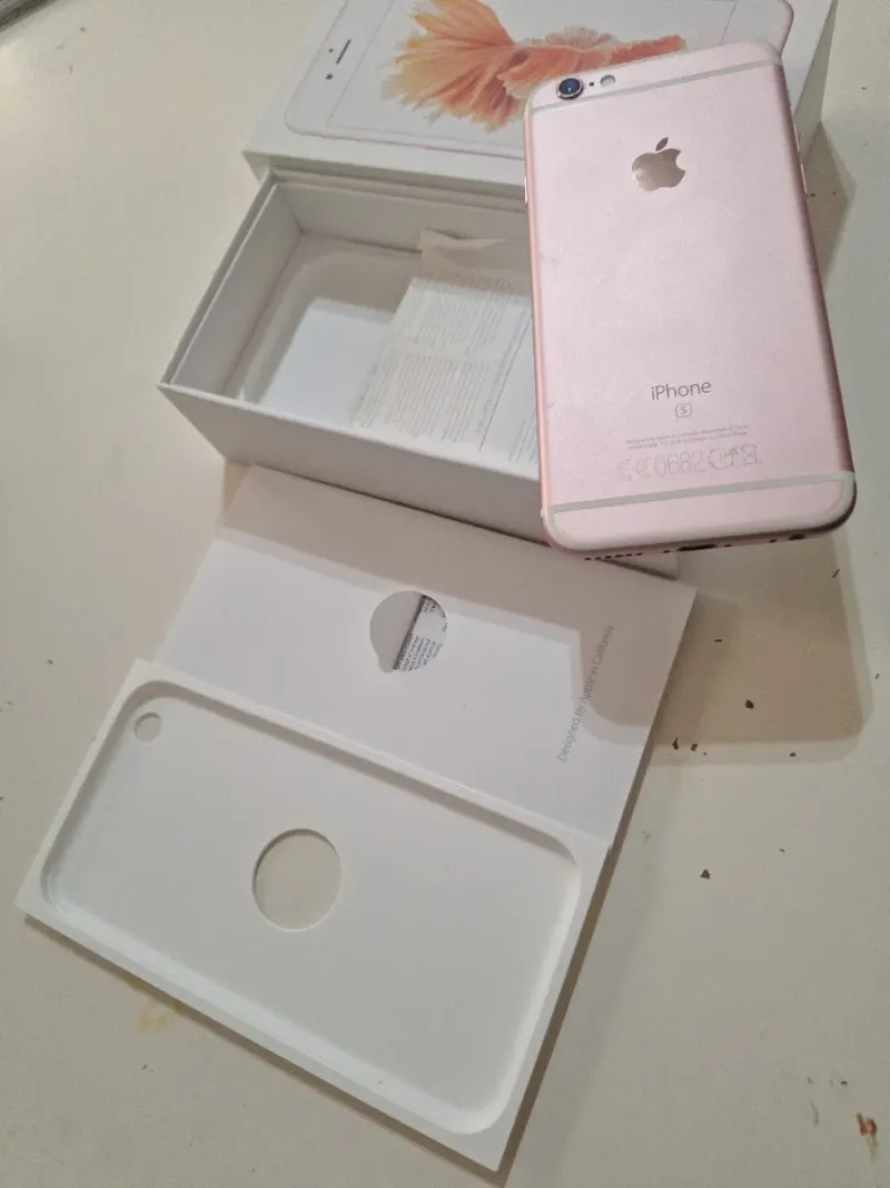 Samsung Galaxy 12 y iPhone 6S afbeelding 8