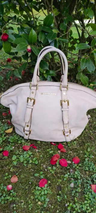 Bolso Michael Kors Blanco y Dorado