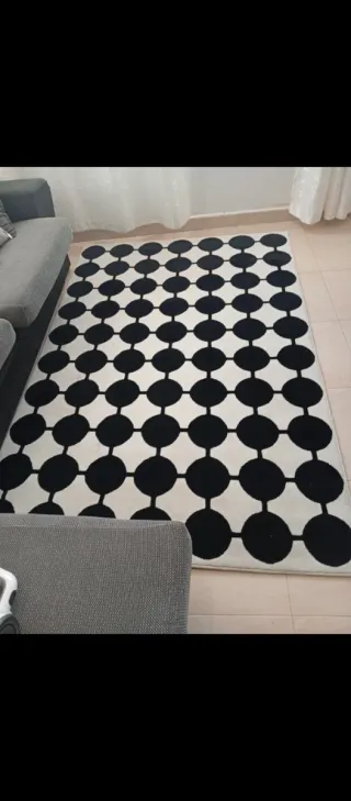 Alfombra diseño círculos blanco y negro