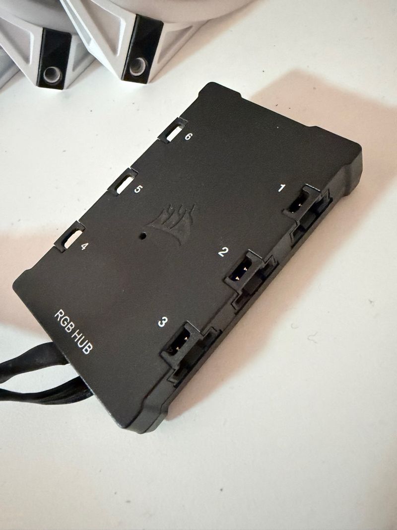 Pack 6x Corsair QL120 + Controlador RGB afbeelding 7