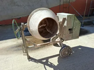 Hormigonera de gasolina Inhersa