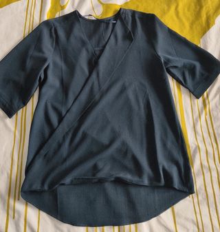 Blusa azul marino talla L