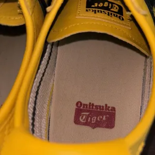 ASICS Onitsuka Tiger Zapatillas Amarillas Talla 43