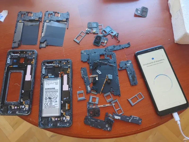 Samsung A8 Despiece Componentes