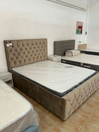 Cama matrimonio moderna 135 cm - Beige
