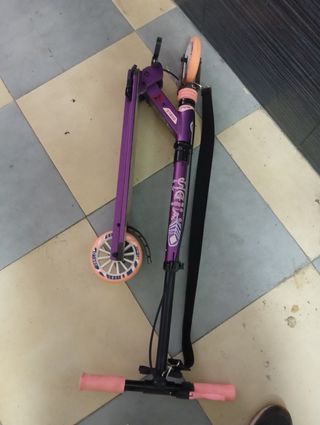 Patinete Plegable Morado Ruedas Naranja