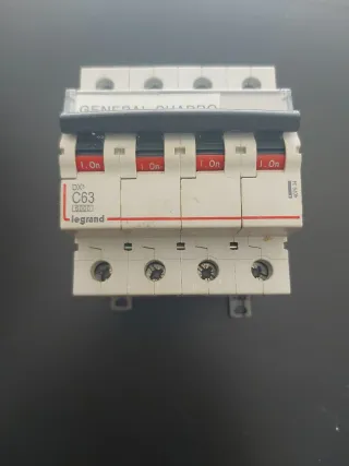 Interruptor Automático Legrand DX3 C63