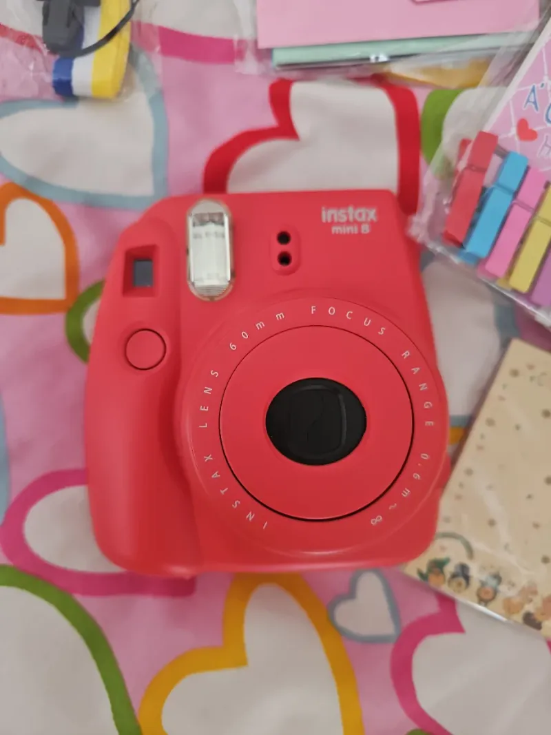 Cámara Instax Mini 8 Fujifilm Roja