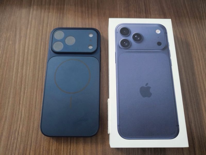 iPhone 17 Pro Max 256GB Azul - 1 mes de uso afbeelding 2