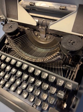 Máquina de escribir Olympia SM9