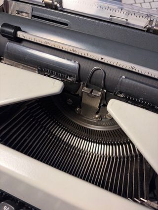 Máquina de escribir Olympia SM9