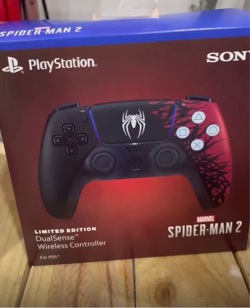 DualSense PS5 Spider-Man 2 Edición Limitada afbeelding 3