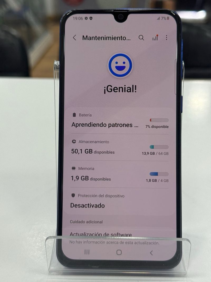 Samsung A40 Azul 64GB Segunda Mano buen estado afbeelding 3
