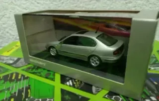 SEAT TOLEDO MK2 PLATA ESCALA 1:43