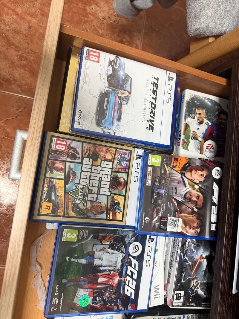 Juegos PS5: GTA V, F1 25,FIFA 26,Test Drive