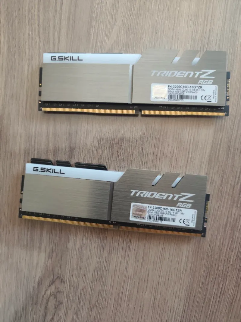 G.Skill Trident Z RGB DDR4 16GB CL16