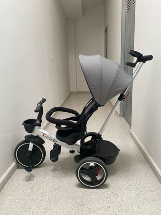 Triciclo infantil marca Tricycle como nuevo