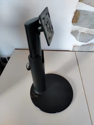 Base giratoria para monitor