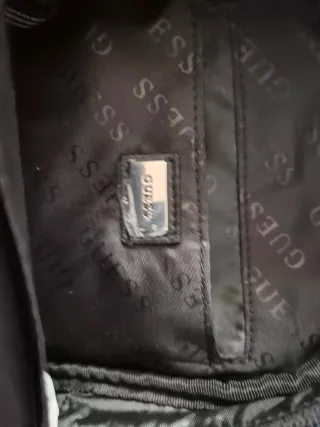 Mochila Guess Negra con Brillantes