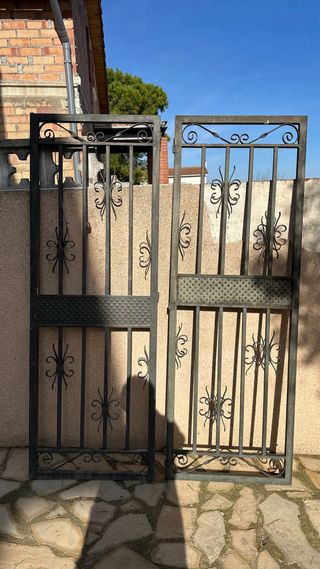 Puertas de hierro forjado 70cm