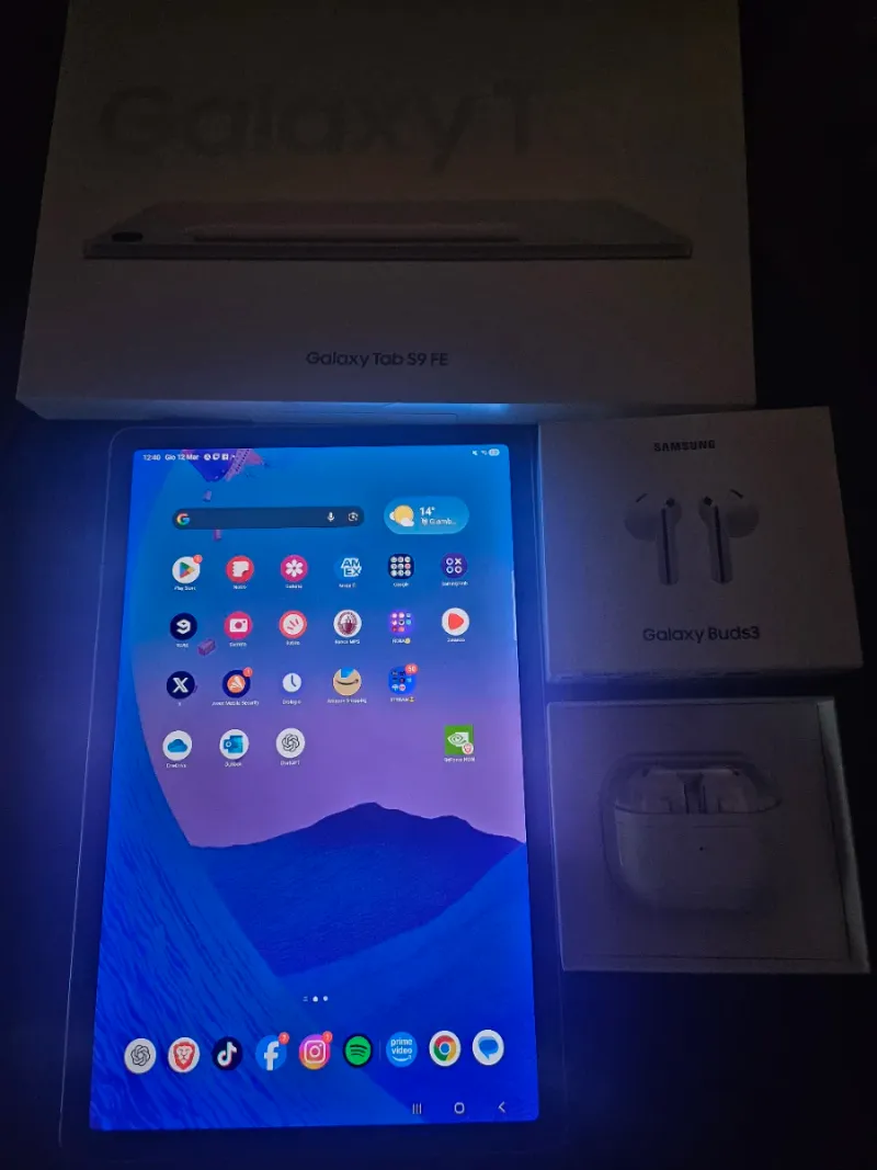 Samsung Galaxy Tab S9 FE + Buds 3