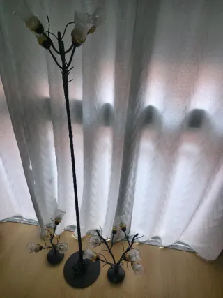 Lámparas Vintage Años 90 dos de techo y una de pie