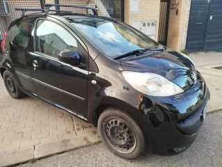 Peugeot 107 2006 pegatina medio ambiental letra C