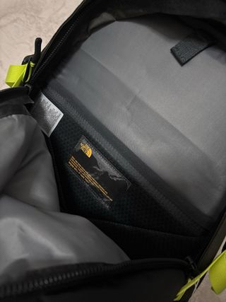 Mochila The North Face Hot Shot 29L