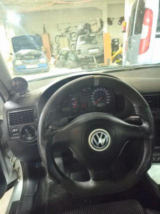 Volkswagen Golf 2002