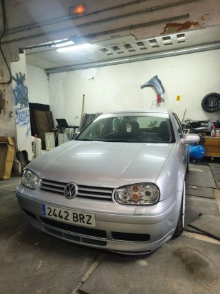 Volkswagen Golf 2002