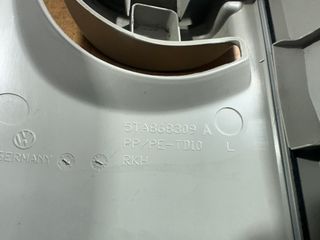 TAPIZADO PILAR IZQUIERDO VW TOURAN II (5T1)