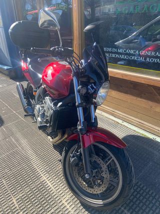 Honda CBF 600 N Naked Roja