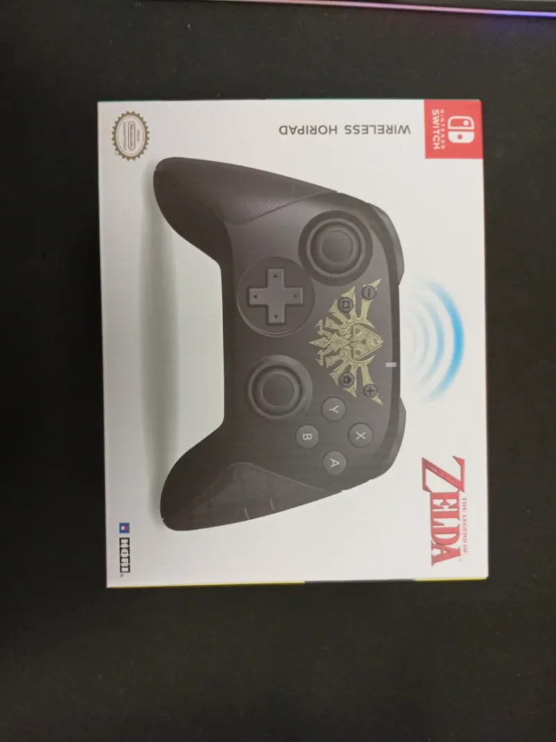 HORI Wireless Horipad Zelda Switch 08746