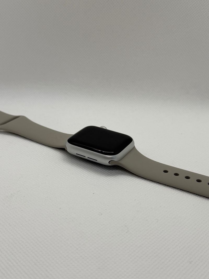 100% - Apple Watch SE 2 40mm GPS afbeelding 4
