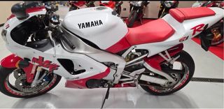 Yamaha YZF R1 (1998)