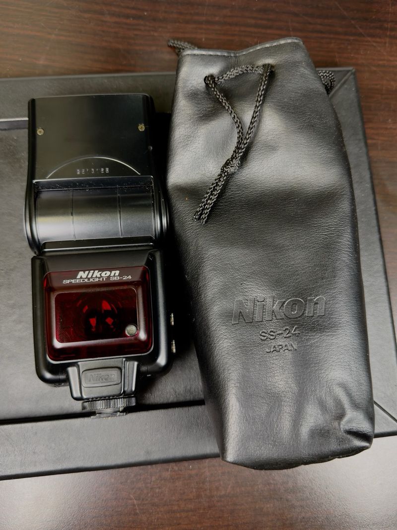 Flash Nikon Speedlight SB-24 afbeelding 2