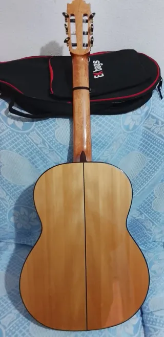 Guitarra Flamenca con funda