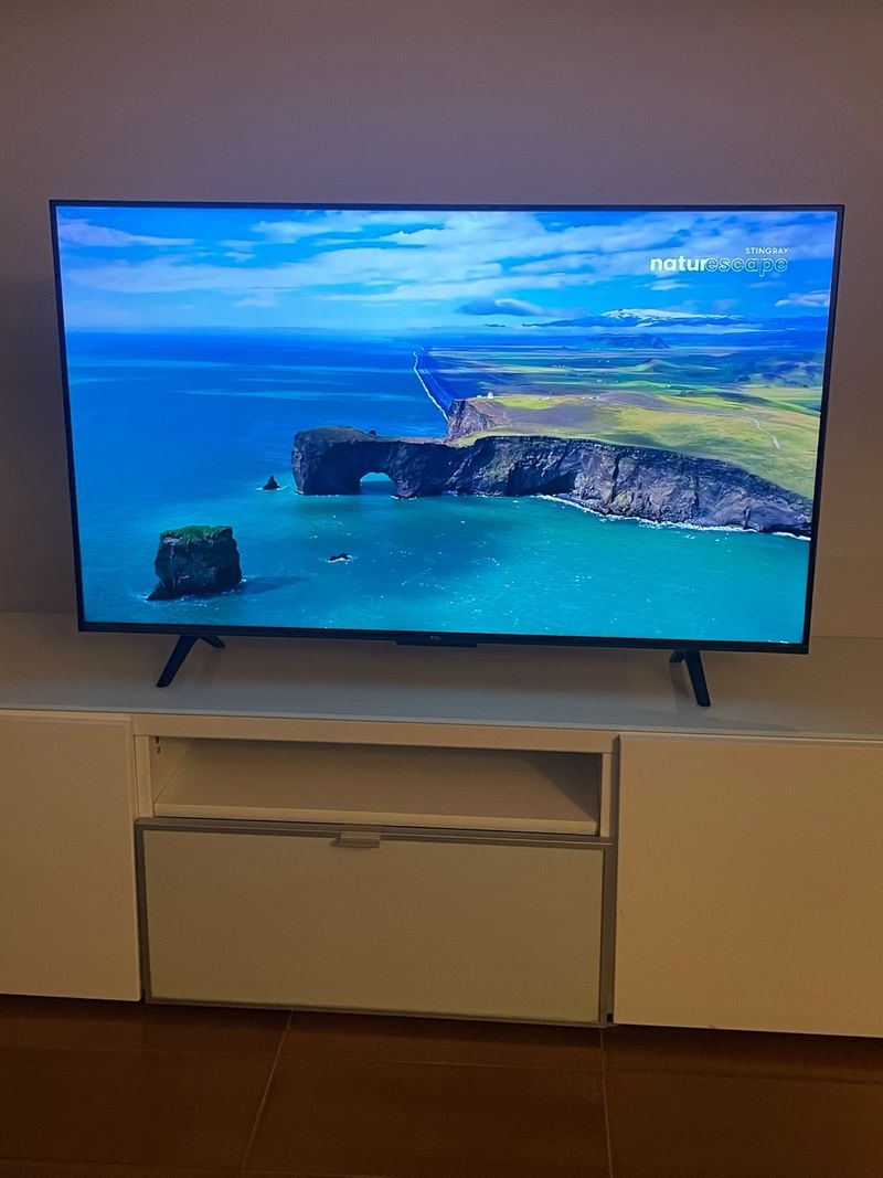 Televisor TCL