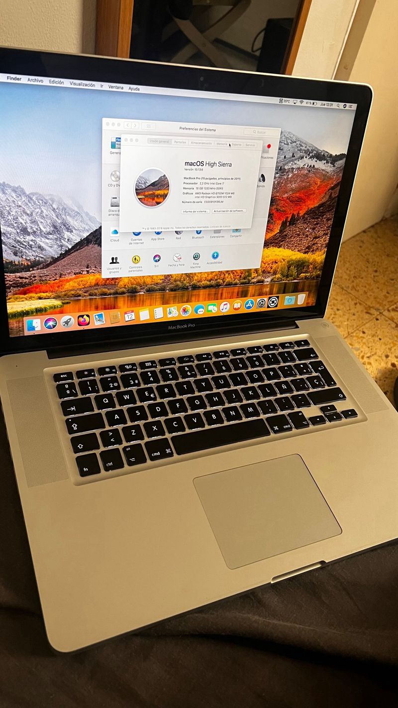 MacBook Pro 15 Plata afbeelding 3