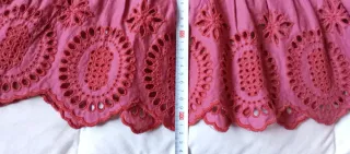 Falda larga roja con bordados