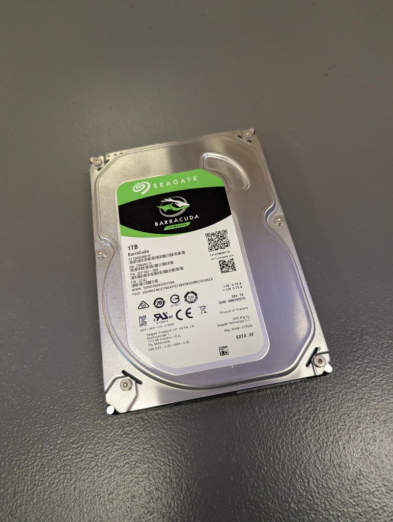 Disco duro Seagate Barracuda 1TB - Disco duro