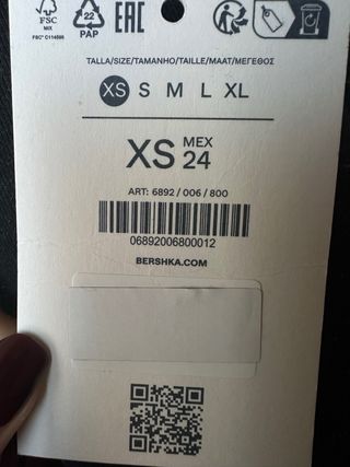 Abrigo negro Bershka talla XS