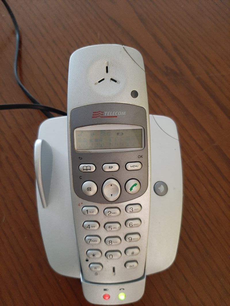 Teléfono portátil Telecom gris funcional afbeelding 8