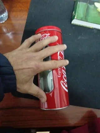 Lata Coca-Cola Roja con Tapa