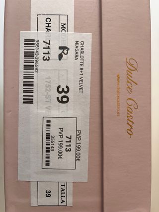 Zapatos de tacón azul de terciopelo