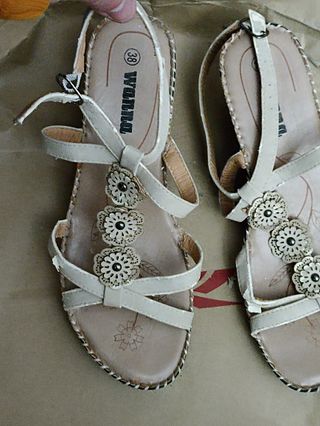 Sandalias blancas talla 38 cómodas y elegantes