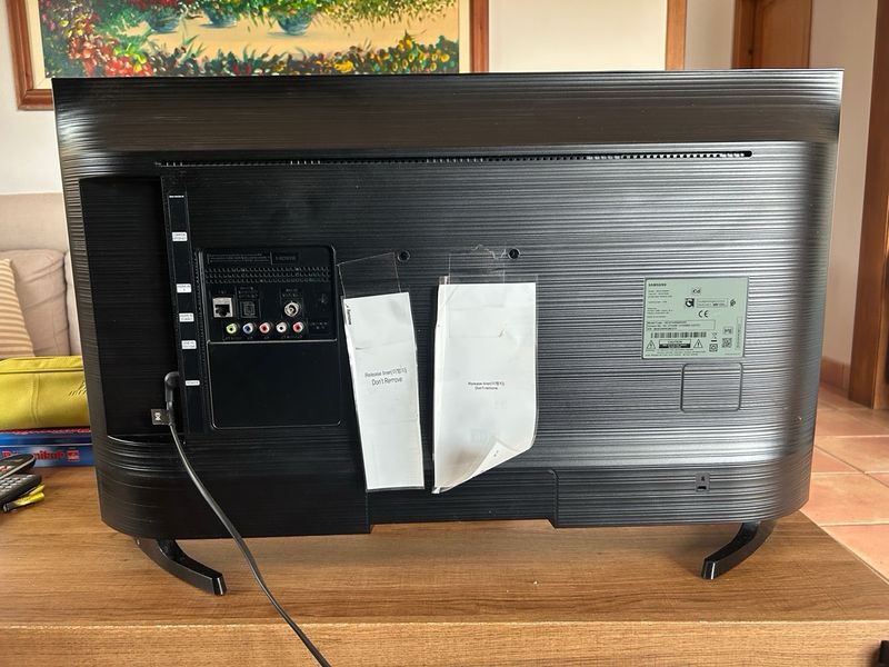 Smart TV Samsung UE32T4305AK afbeelding 2