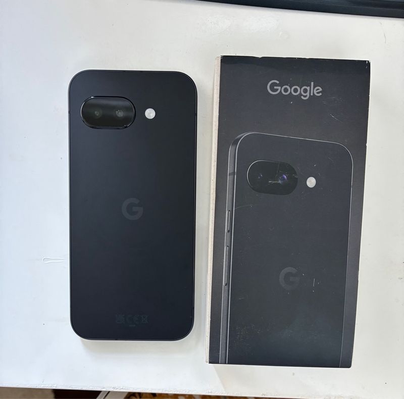 Google Pixel 9a Negro