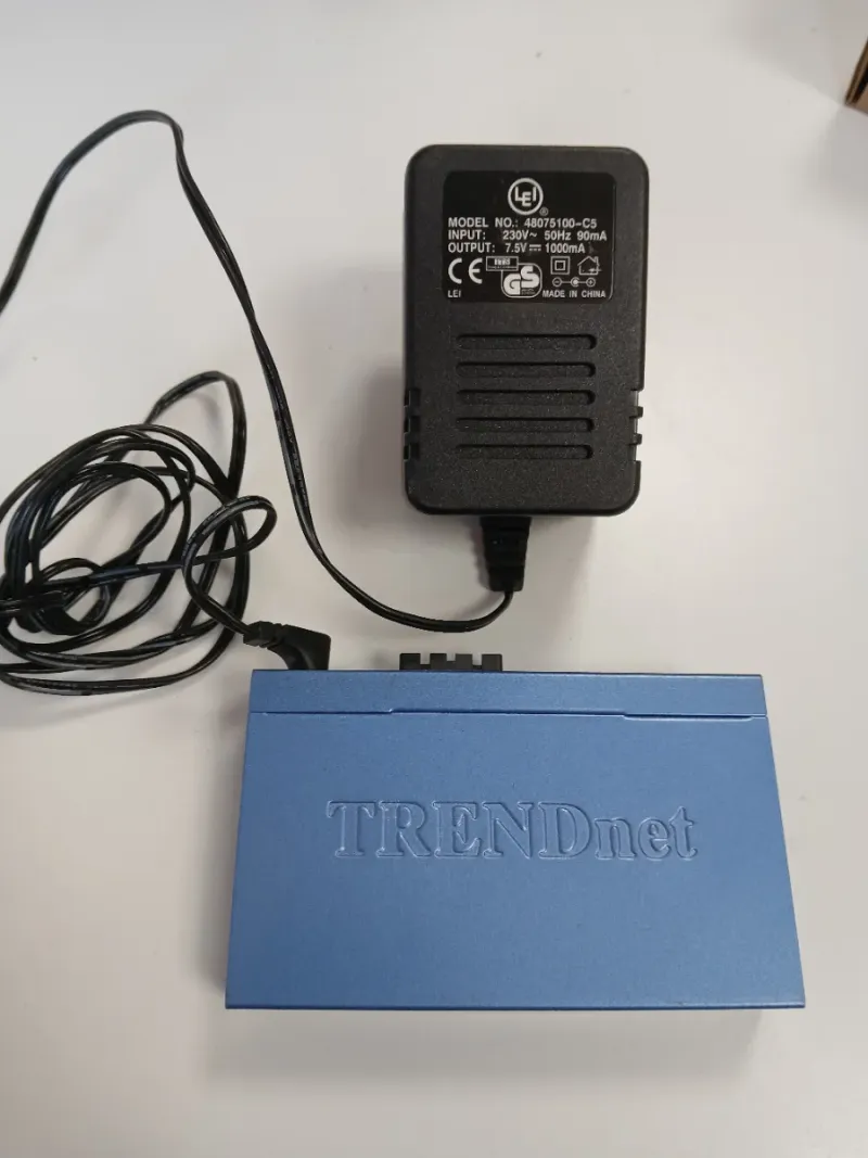 Convertidor TRENDnet 7.5V 1000mA